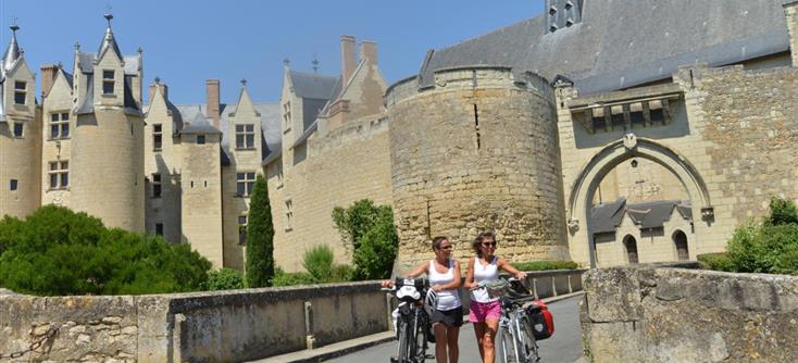 Château de Montreuil Bellay à Vélo